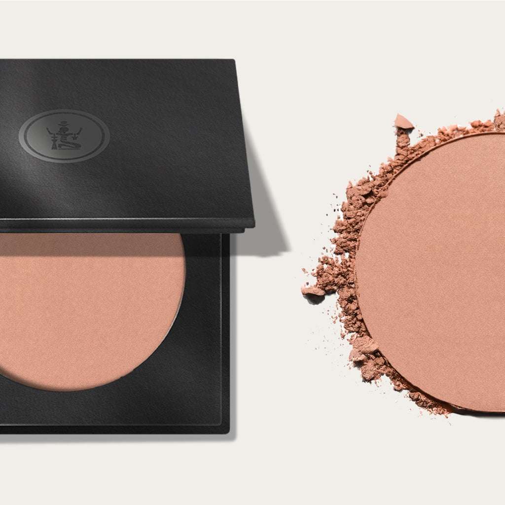 Compact powder blush in shade 20 Brun essentiel with soft velvet texture for all skin types, Prévente- Blush Sothys.