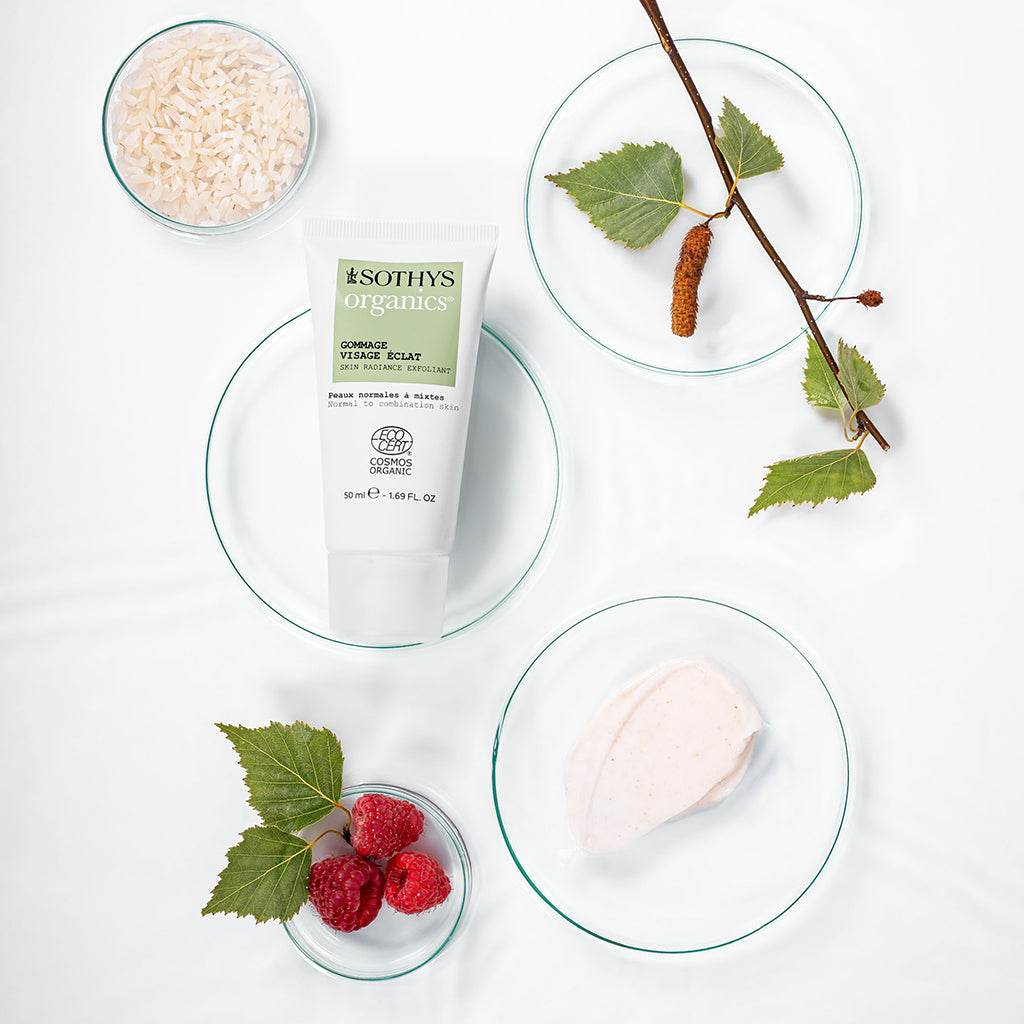 Gommage-visage-eclat-gamme-biologique-sothys-organics-Esthetique-Amelie-Laforme-Trois-Rivieres