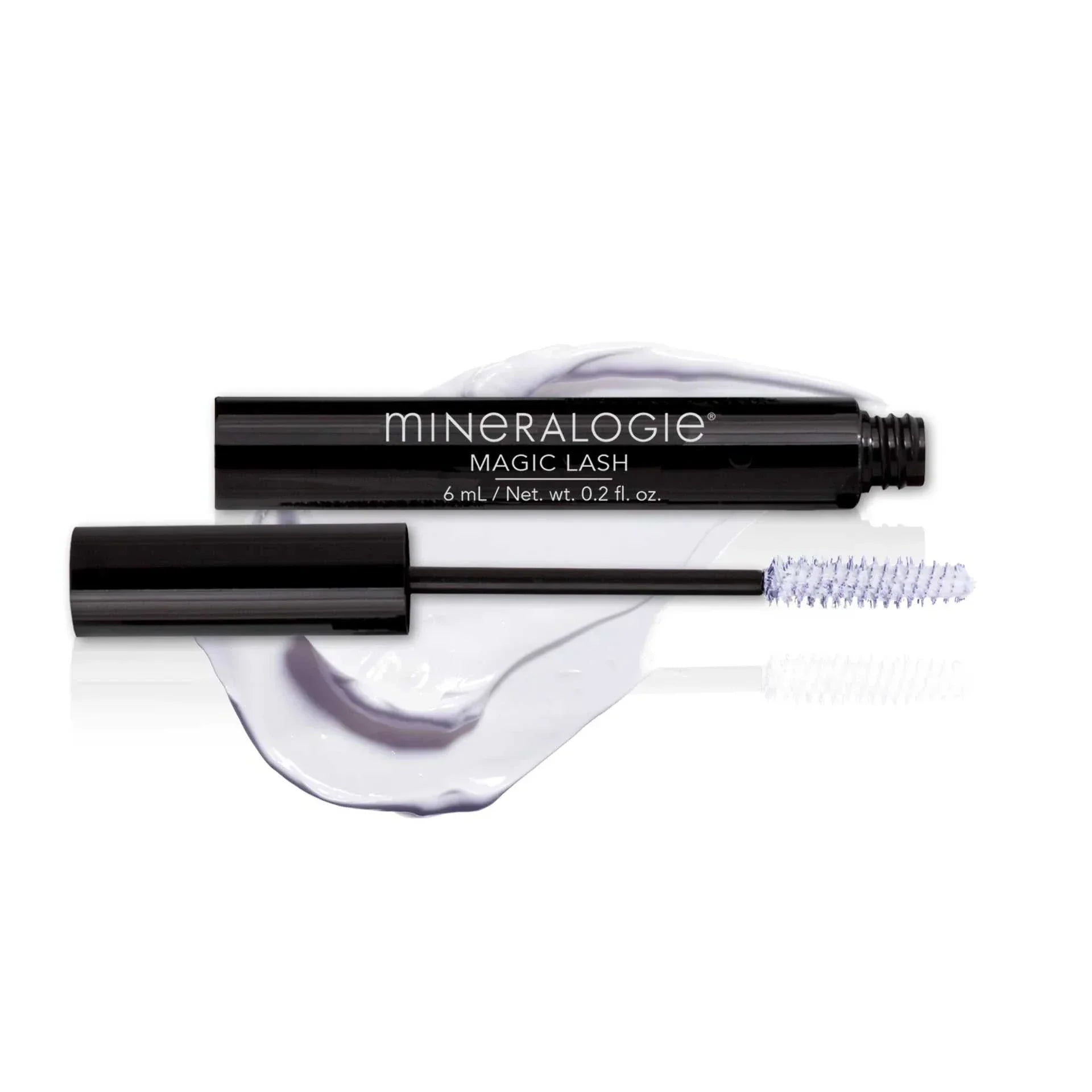 Base de mascara Magic Lash de Mineralogie 6 ml avec brosse et formule nourrissante.